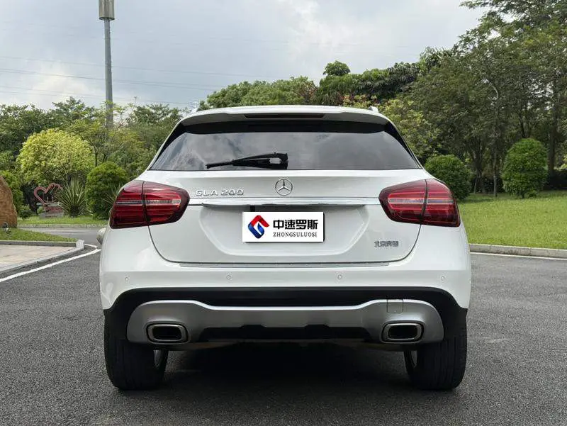 Mercedes-Benz GLA 2019 GLA 200 Dynamic — 5