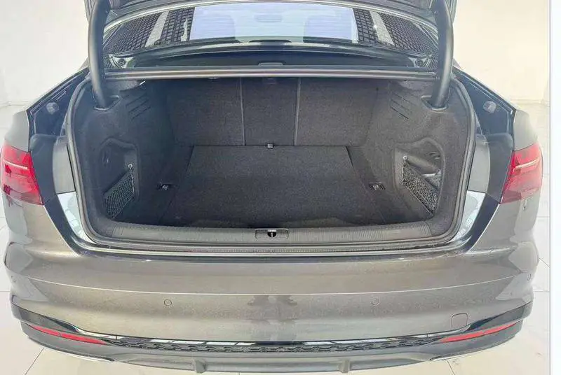 Audi A4L 2024 40 TFSI Luxury Dynamic Edition — 12