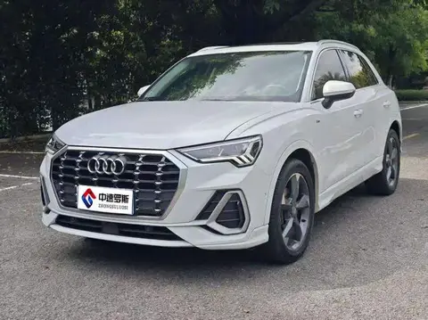 Audi Q3 2021 35 TFSI Stylish and Dynamic