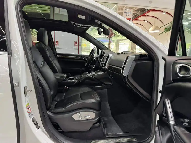 Cayenne 2015 Cayenne 3.0T — 14