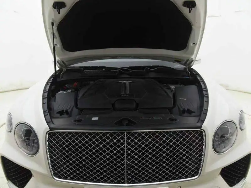 Bentayga 2021 4.0T V8 — 6