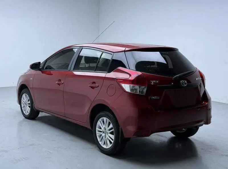 YARiS L 2014 1.3E Automatic Charm Edition — 4