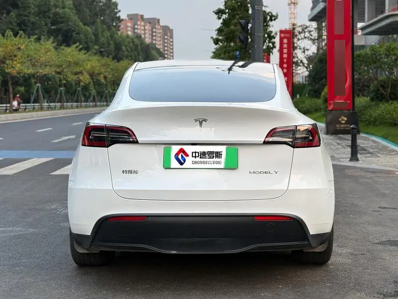 Model Y 2024 rear-wheel drive version — 5