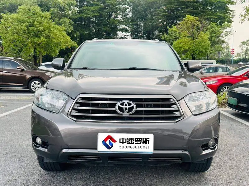 Highlander 2009 2.7L 2WD 7-seat luxury version — 2