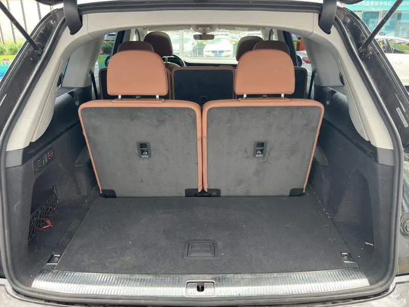 Audi Q7 2020 55 TFSI quattro S line sports model — 16