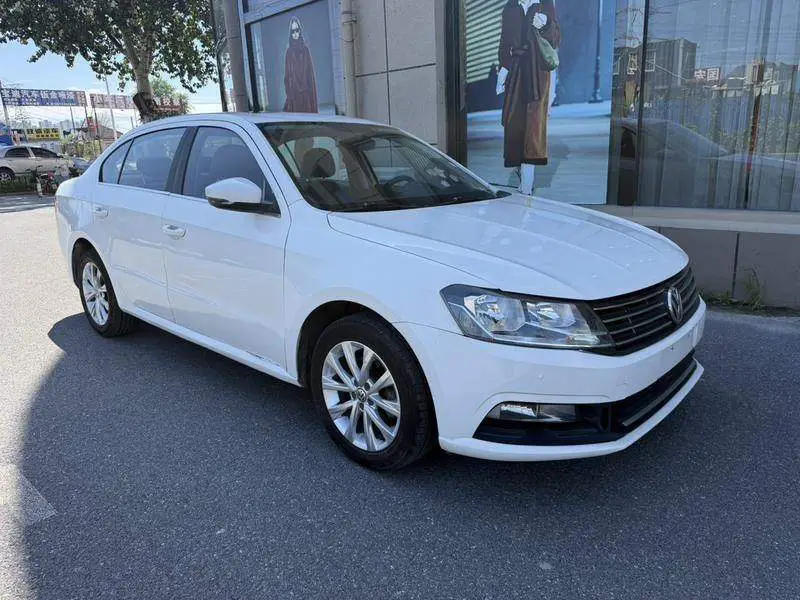 Lavida 2017 1.6L Automatic Fashion Edition — 3