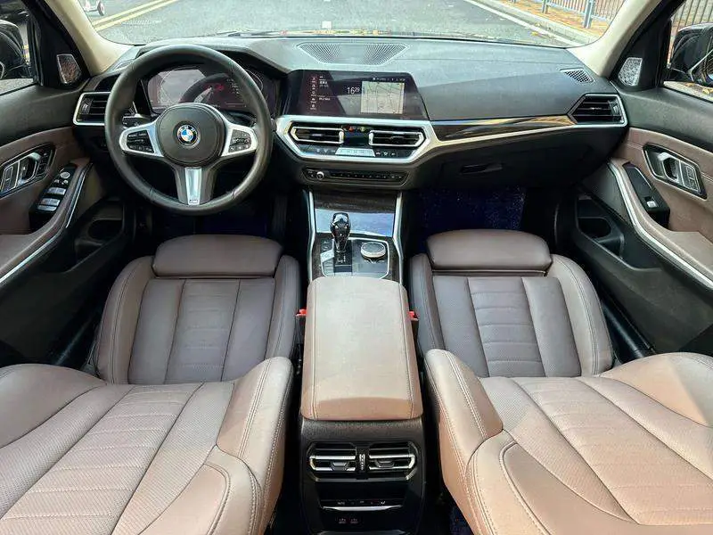 BMW 3 Series 2021 325Li xDrive M Sport Package — 19