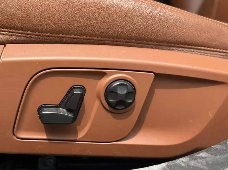 Ghibli 2014 3.0T Standard Edition — 5