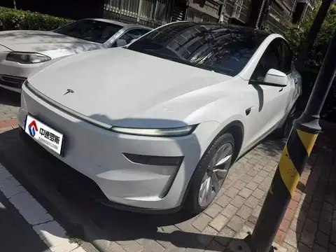 Model Y 2026 Rear-Wheel Drive Version