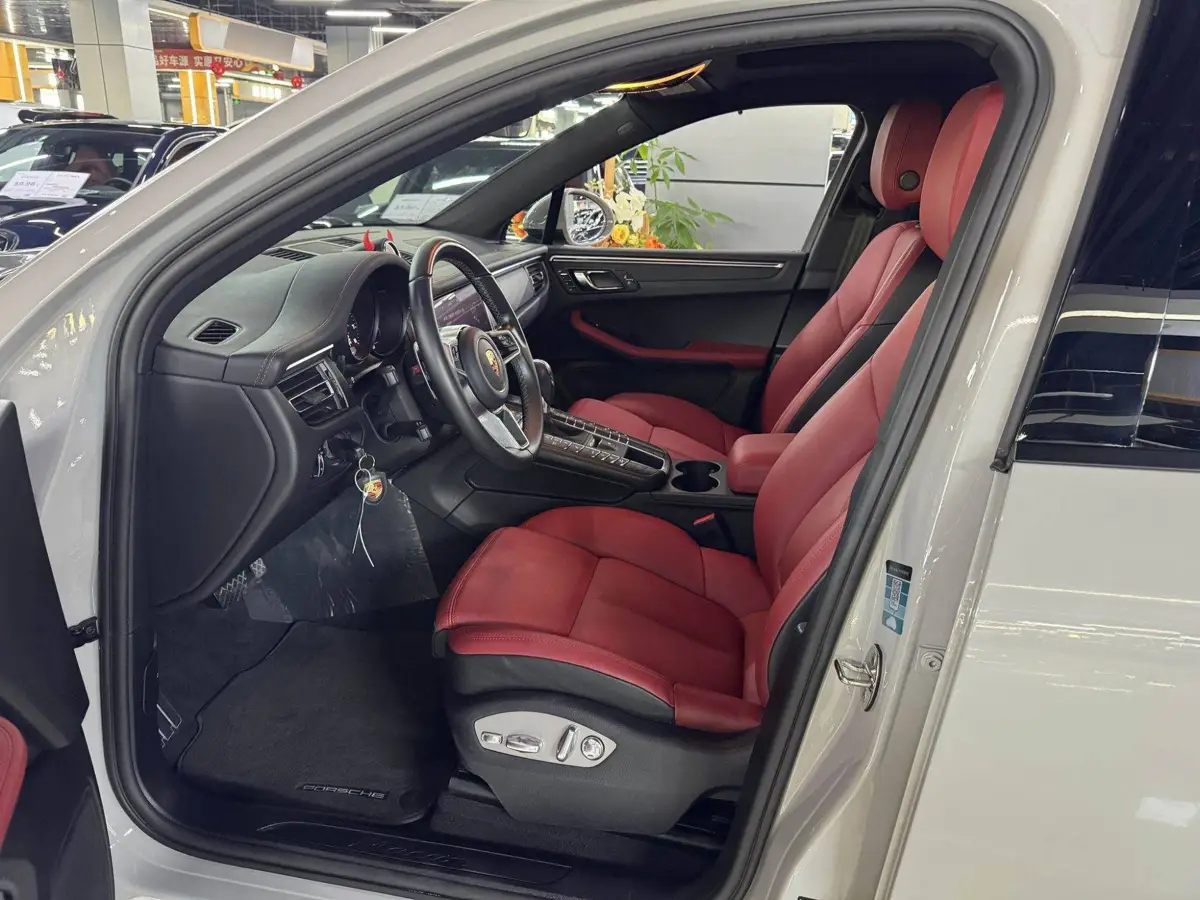 Macan 2021 Macan 2.0T — 4