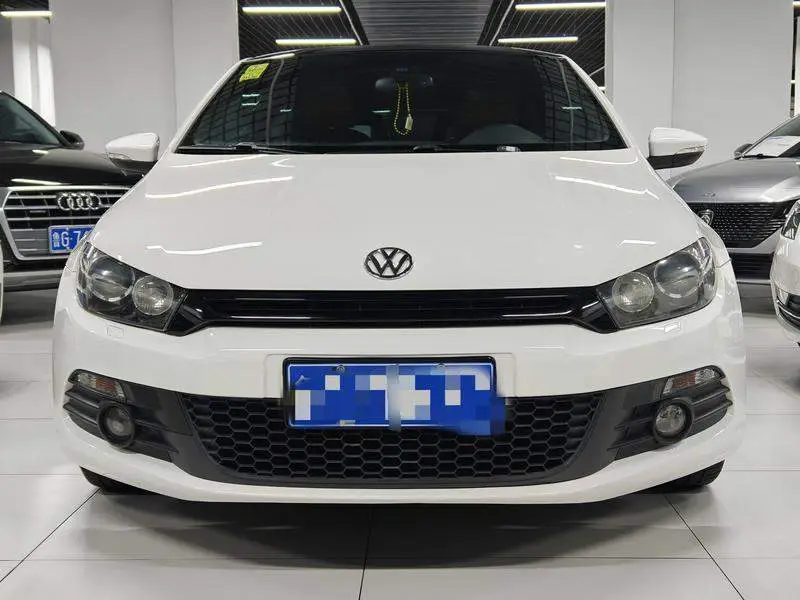Scirocco 2011 2.0TSI Luxury Edition — 2