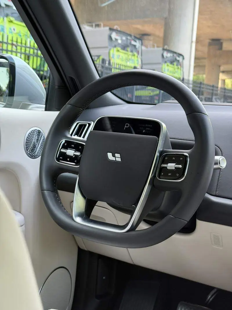 Ideal L9 2025 Ultra Smart New Edition — 13