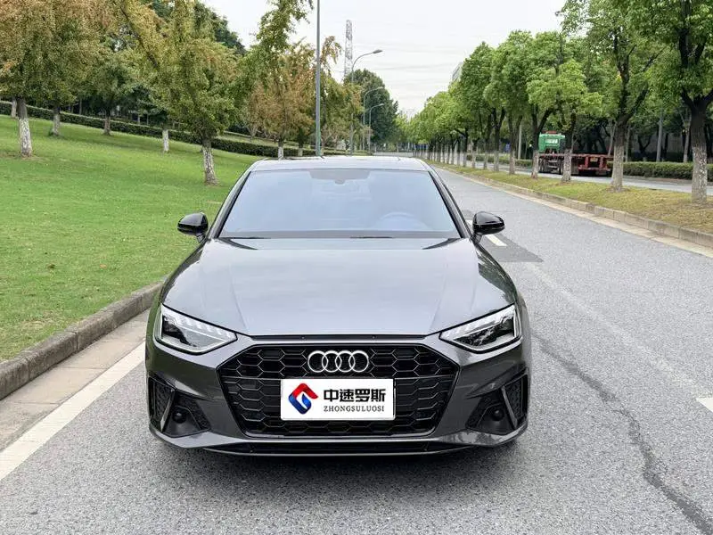 Audi A4L 2022 40 TFSI Stylish and Dynamic — 2