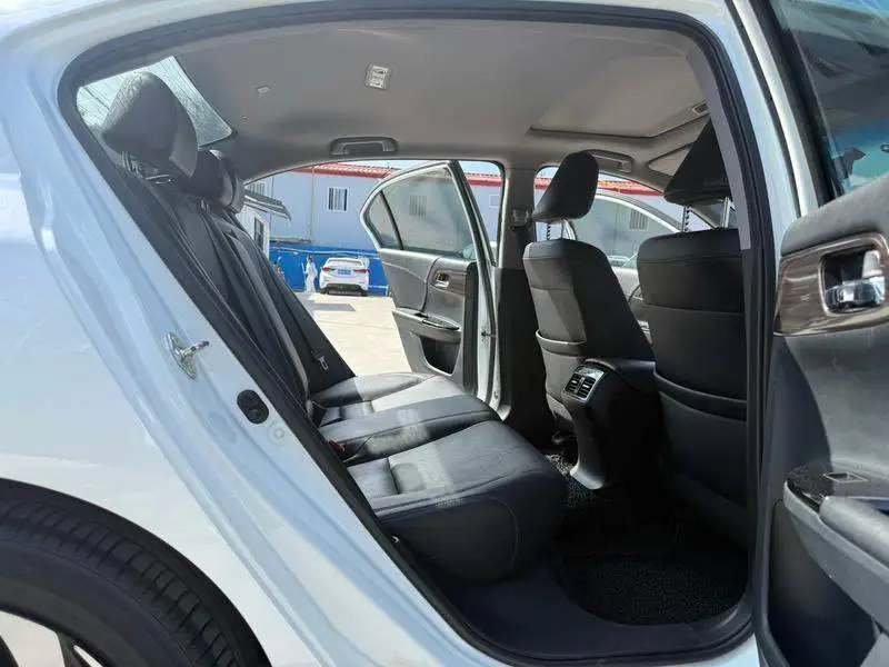 Accord 2016 2.4L Luxury Edition — 14