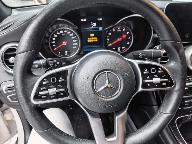 Mercedes-Benz GLC 2020 GLC 260 L 4MATIC Dynamic — 14