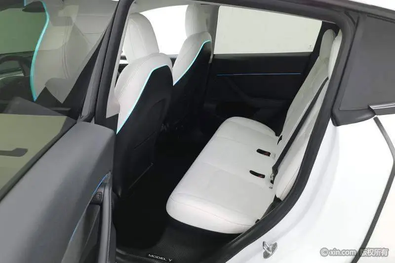 Model Y 2021 Performance All-Wheel Drive — 18