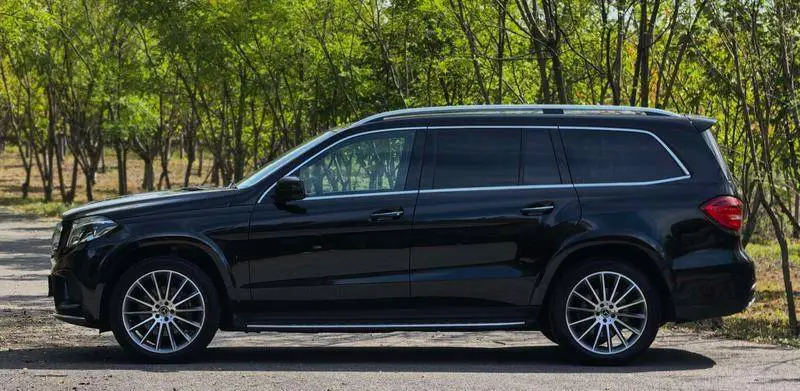 Mercedes-Benz GLS 2018 GLS 400 4MATIC Luxury — 3