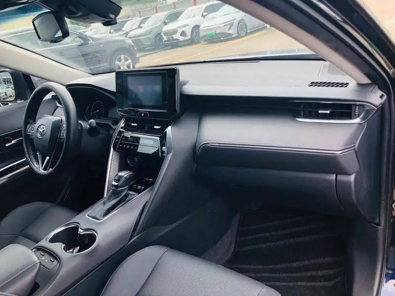 Ling Fang HARRIER 2022 2.0L CVT 2WD Luxury Edition — 12