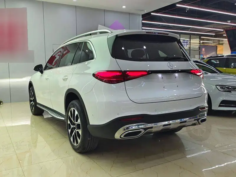 Mercedes-Benz GLC 2023 GLC 260 L 4MATIC Dynamic 7-seater — 5