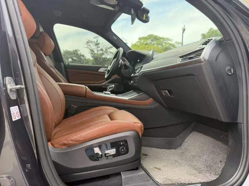 BMW X7 2019 xDrive40i Executive M Sport Package — 20