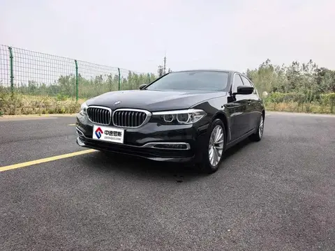 BMW 5 Series 2019 525Li Luxury Package