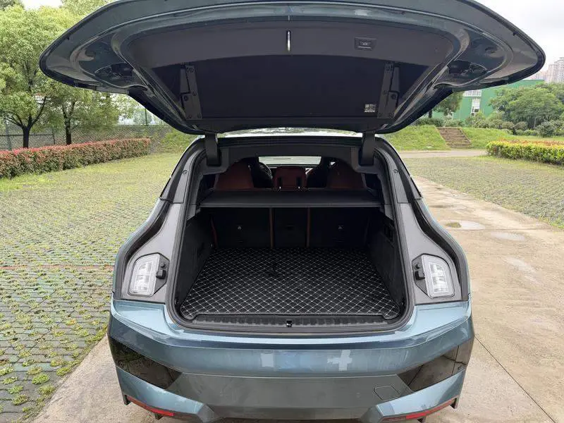 BMW iX 2023 xDrive50 — 11