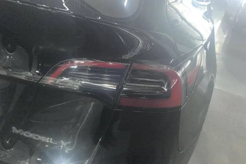 Model Y 2022 facelifted rear-wheel drive version — 5