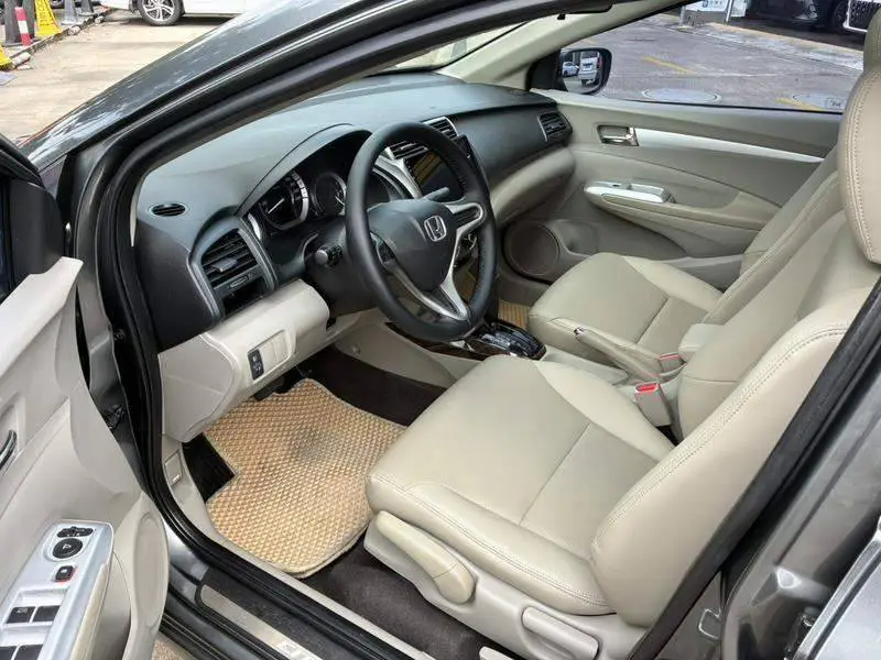 Classic 2012 1.5L Automatic Flagship Edition — 12