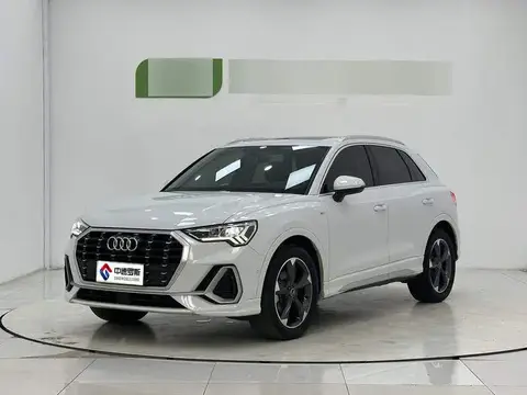 Audi Q3 2022 35 TFSI Stylish and Dynamic