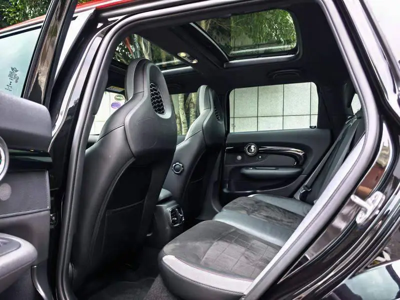 MINI JCW CLUBMAN 2021 2.0T JOHN COOPER WORKS ALL-IN — 16