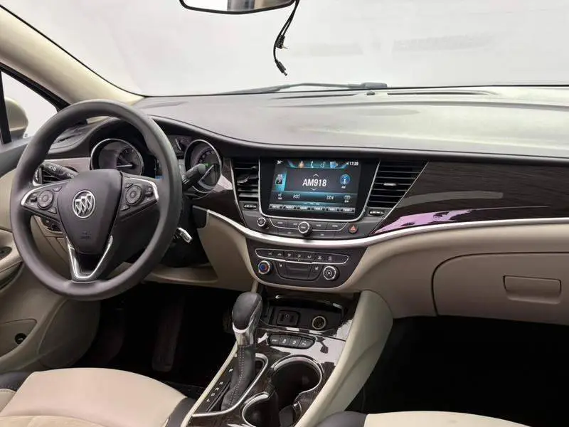 Valeant 2019 Sedan 15S Automatic Leading Model — 8