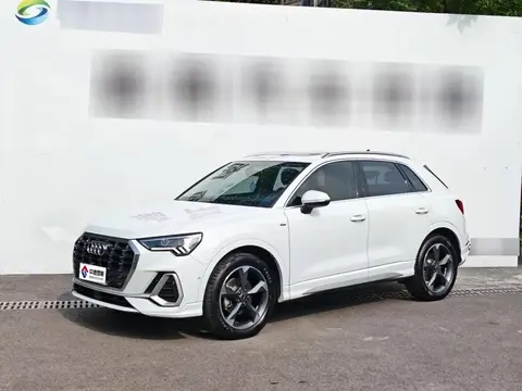 Audi Q3 2022 35 TFSI Stylish and Dynamic