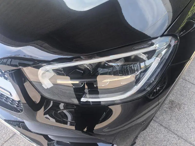Mercedes-Benz GLC 2022 GLC 260 L 4MATIC Luxury — 4