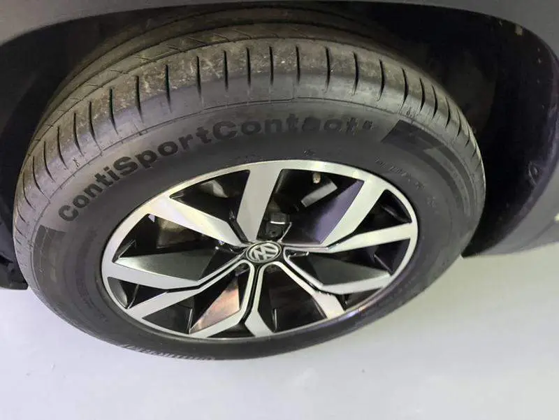 Touron 2017 380TSI 4WD Luxury Edition — 9