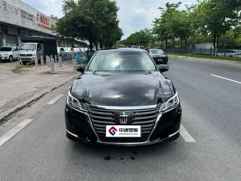 crown 2018 2.0T Sports Edition — 2