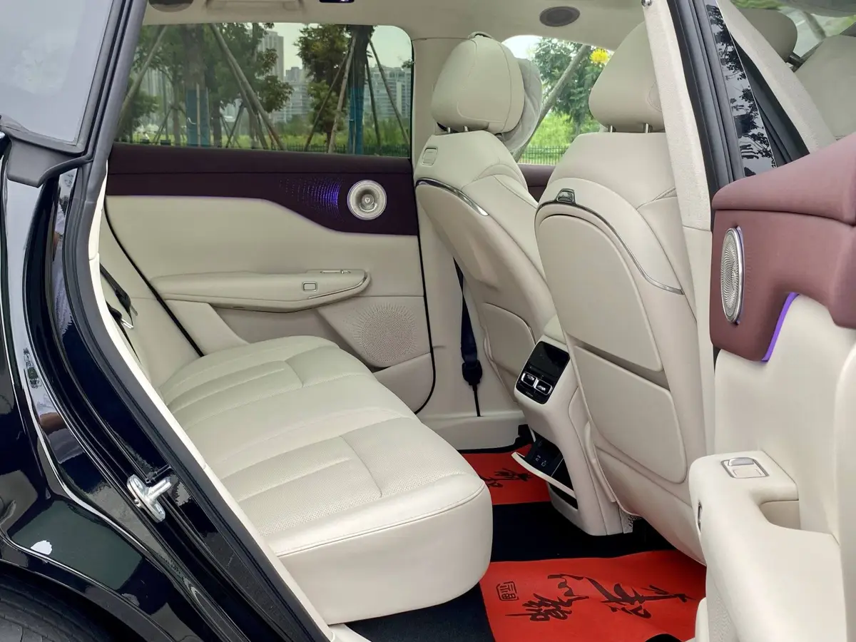 Lantu Zhiyin 2025 Four-Wheel Drive Qiankun Edition — 24