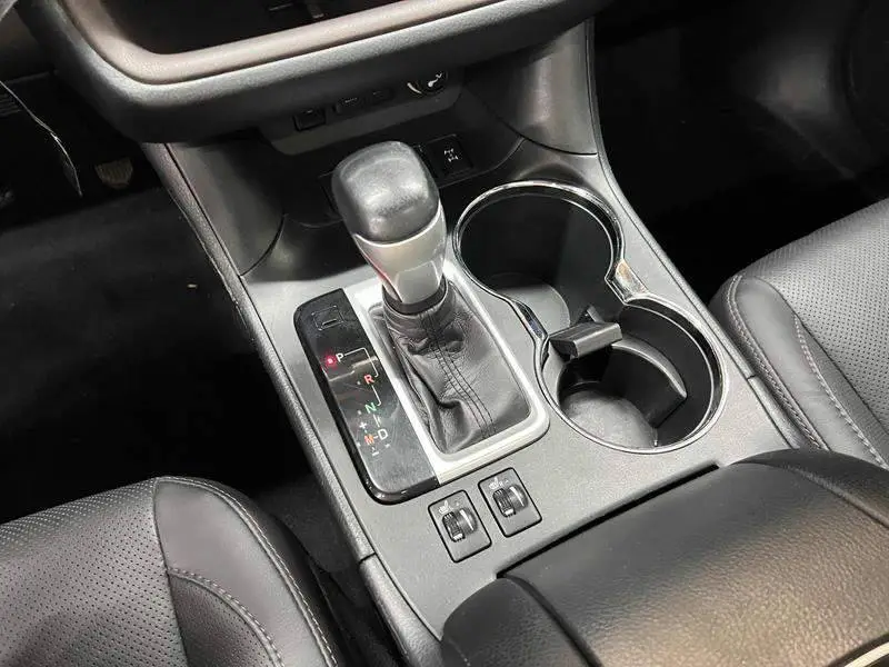 Highlander 2018 2.0T 4WD Premium Edition 7 Seaters National VI — 11