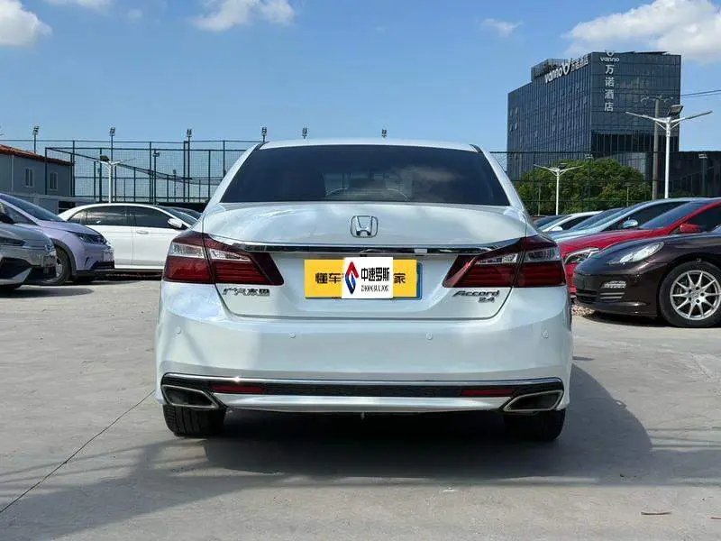 Accord 2016 2.4L Luxury Edition — 5