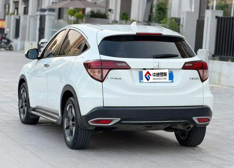 VEZHI 2017 1.8L CVT 2WD Pioneer — 4