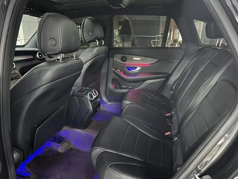 Mercedes-Benz GLC 2020 GLC 260 L 4MATIC Luxury — 15