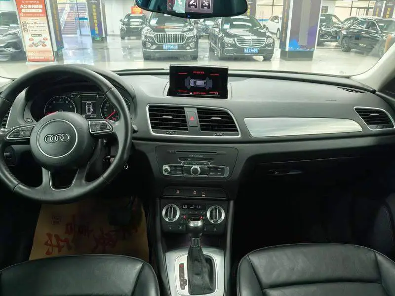 Audi Q3 2015 35 TFSI Progressive — 9