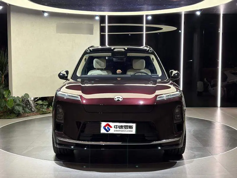 NIO ES8 2026 Six-Seat Executive Signature Edition — 2