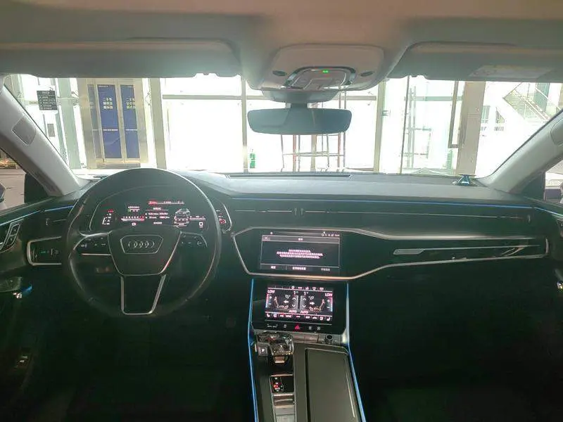 Audi A7 2022 45 TFSI Premium Edition — 6