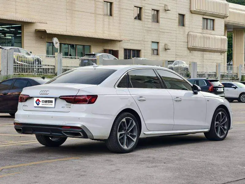 Audi A4L 2022 40 TFSI Stylish and Dynamic — 6