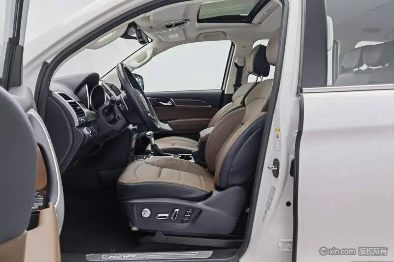 Haval H9 2016 2.0T 4WD Luxury 7 Seaters — 16