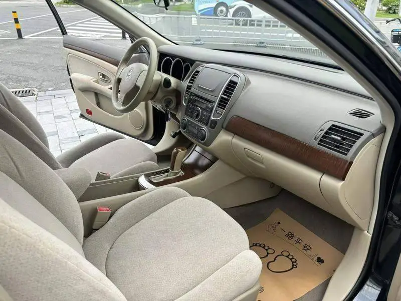 Sylphy 2009 1.6XE Automatic Comfort Edition — 7