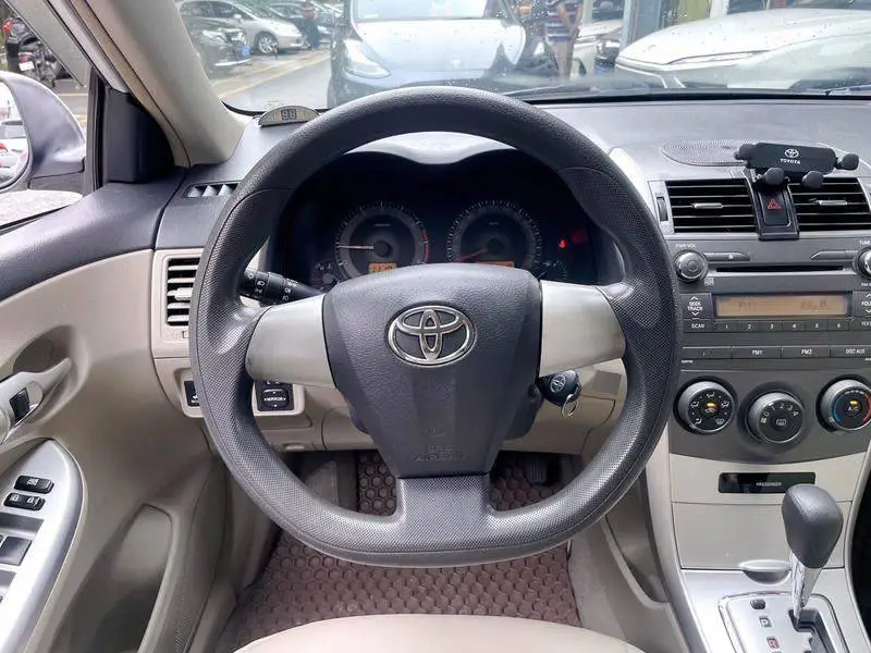 Corolla 2011 1.6L Automatic GL — 14