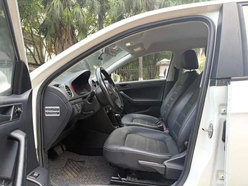 Jetta 2015 Value Edition 1.6L Automatic Fashion Model — 8