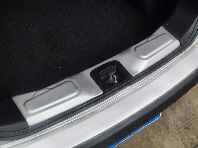 Livina 2010 Jinrui Edition 1.6L Automatic Standard Model — 11
