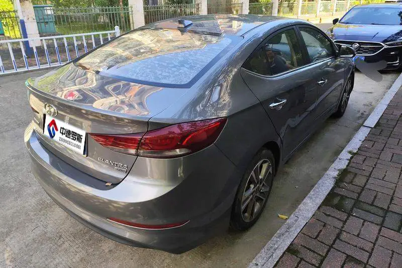 Leading 2016 1.6L Automatic Intelligent Flagship — 4